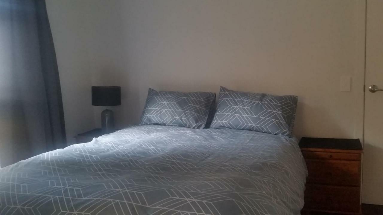 Edgehill - Semi Self-Contained Eco Friendly Home Tauranga Bagian luar foto