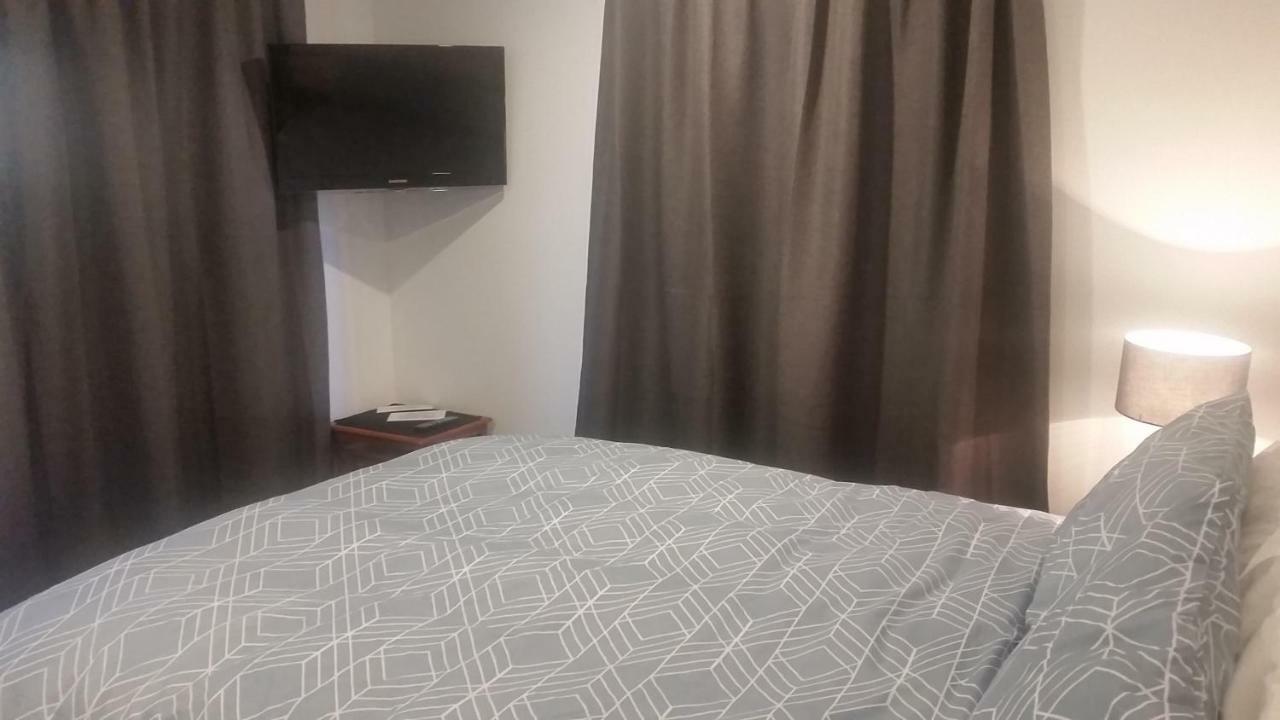 Edgehill - Semi Self-Contained Eco Friendly Home Tauranga Bagian luar foto